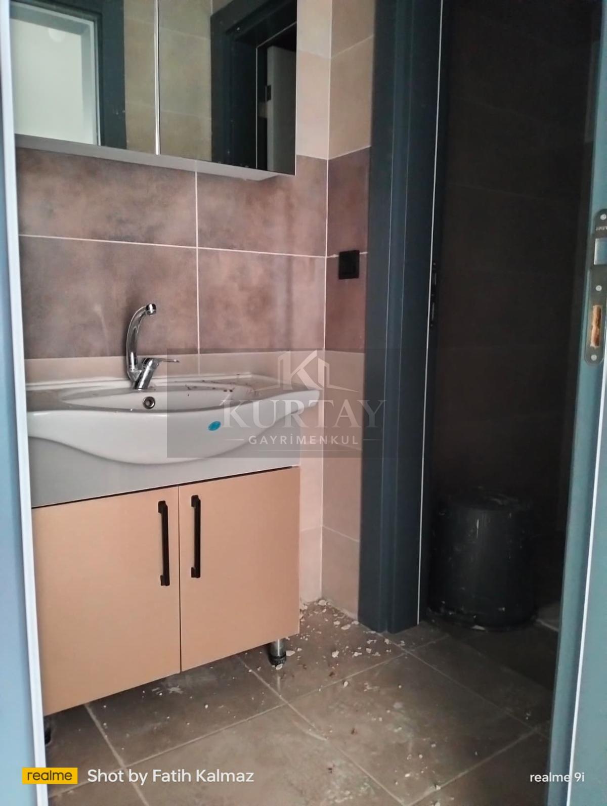 Konya Karatay Erenler Mahallesi’nde Satılık 3+1 GirişKat Daire – 150 m², Site İçi