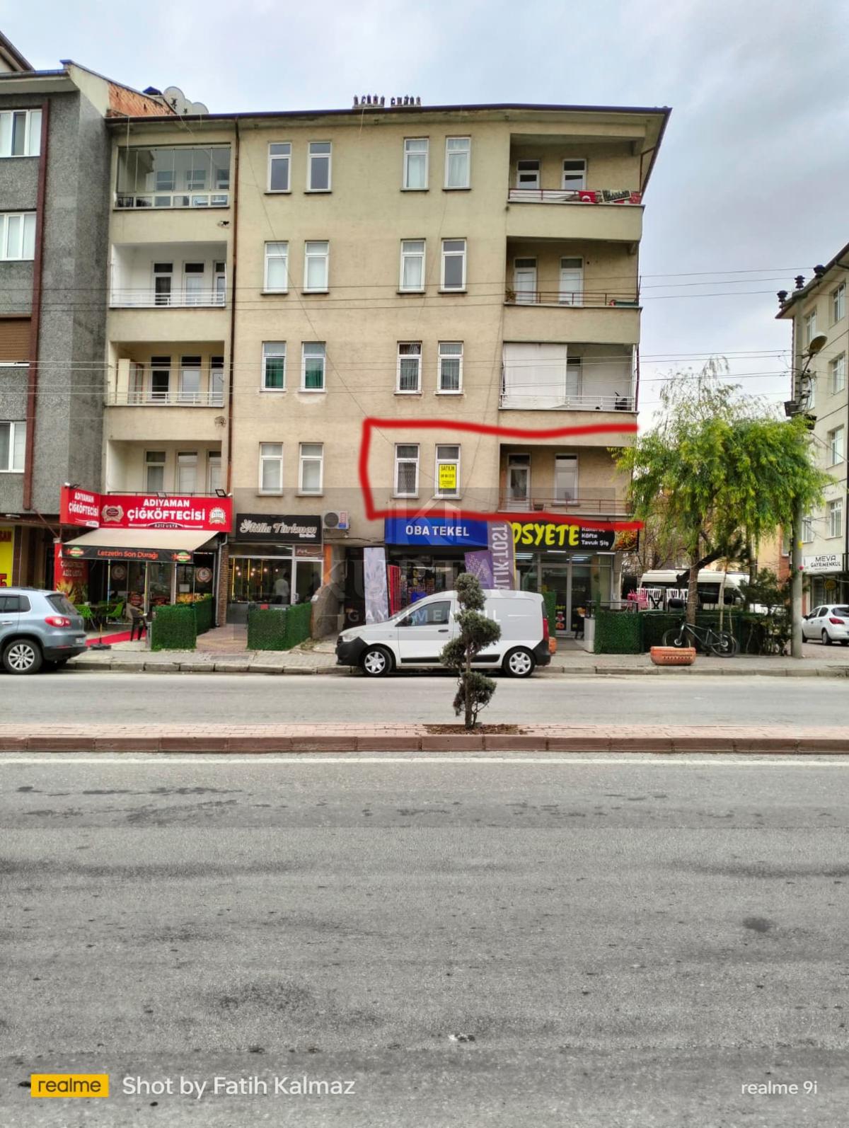 Konya Selçuklu Bedir Mahallesi’nde Satılık 3+1 Dükkan Üzeri Daire – 155 m², Kent Plaza Yanı