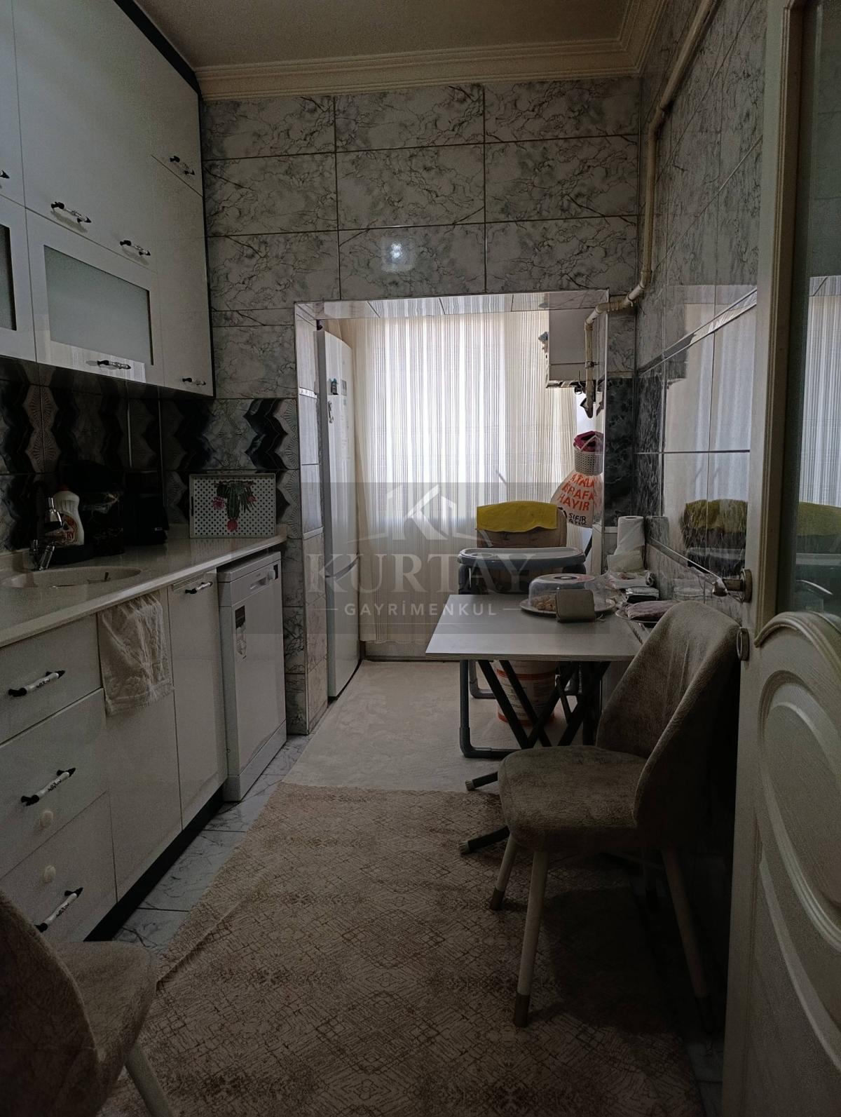 Konya Selçuklu Binkonutlar Mahallesi’nde Satılık 2+1 SonKat Daire – 105 m²