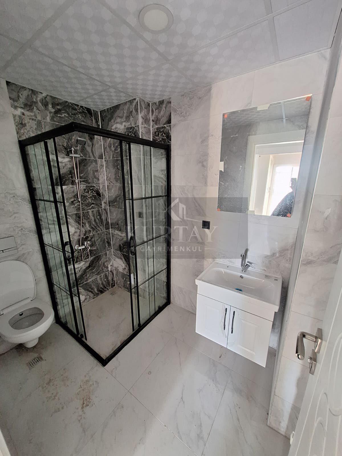 Konya Karatay Akabe Mahallesi’nde Satılık 2+1 AraKat Daire – 100 m², Asansörlü