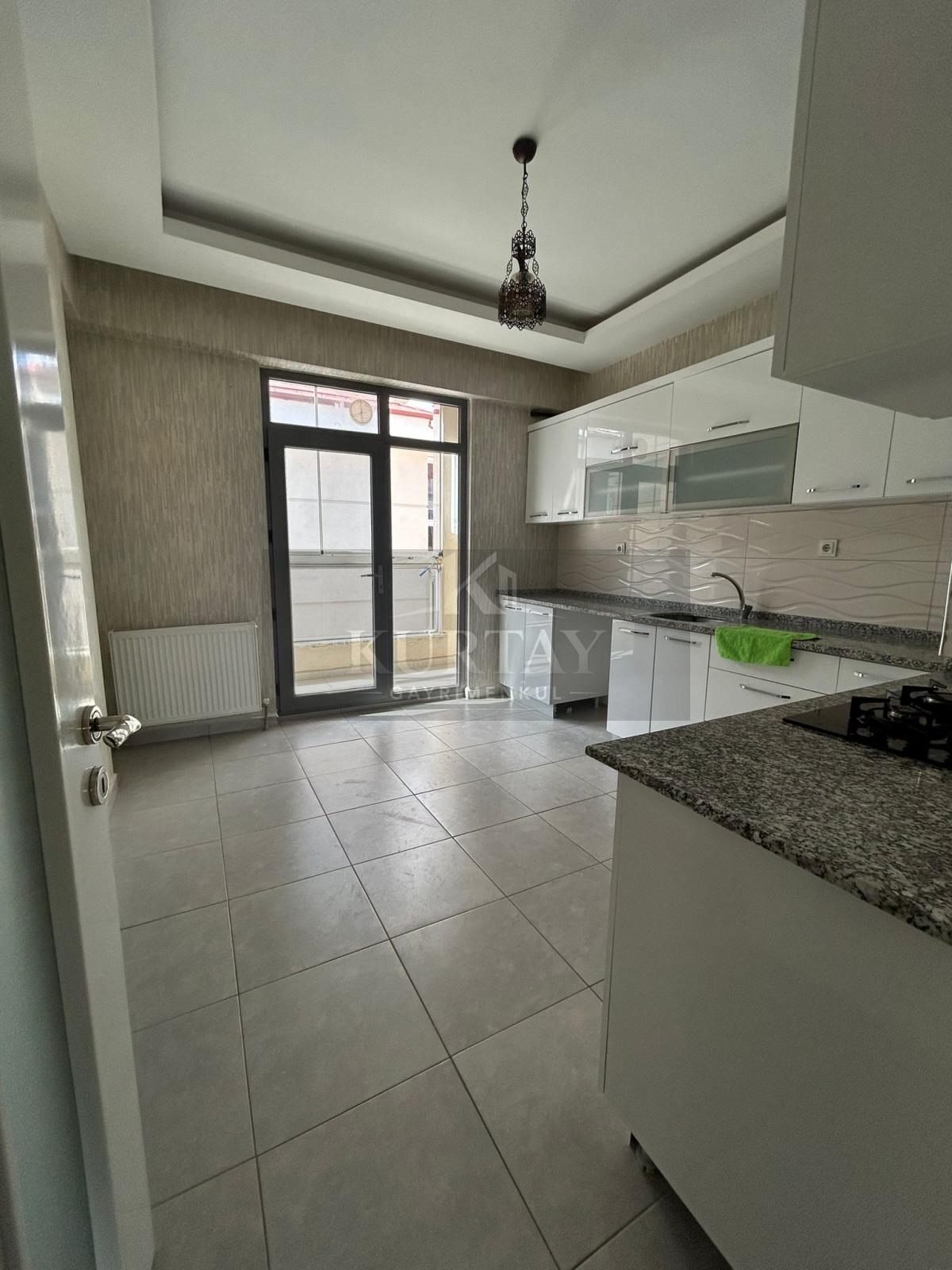 Konya Selçuklu S. Eyyubi Mahallesi’nde Satılık 2+1 SonKat Daire – 110 m²